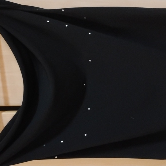 Halter Neck Top - Picture 2 of 2